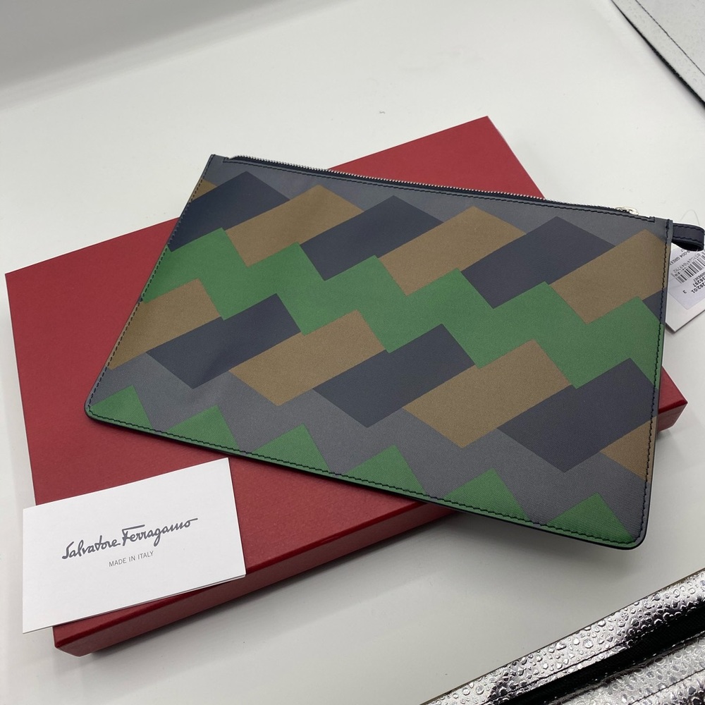 Ferragamo Men’s Geometric Leather pouch